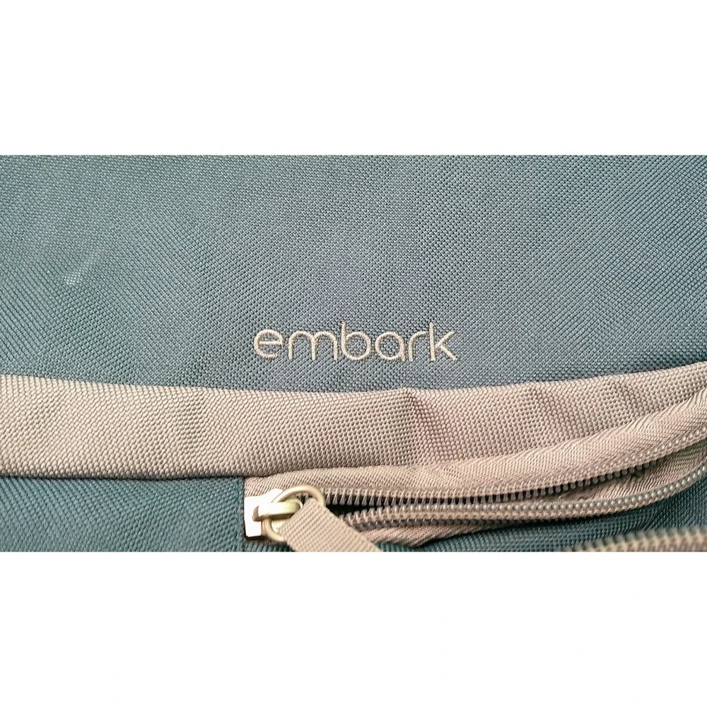 Embark Green Black Hiking Backpack Polyester Padded Mesh Side Pockets 17x13